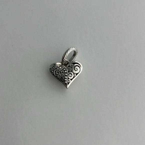 Silver Heart Brighton Charm - Picture 3 of 4